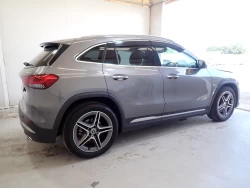 MERCEDES BENZ GLA CLASS 5