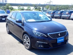 PEUGEOT 308 1