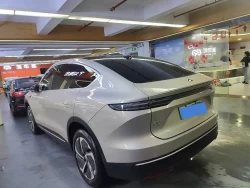 NIO EC7 1