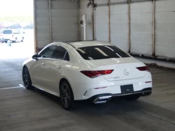 MERCEDES BENZ CLA CLASS 4