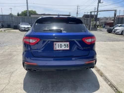 MASERATI LEVANTE 3