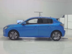 PEUGEOT 208 5