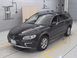 VOLVO XC70 7