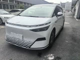 XPENG MOTORS X9 1