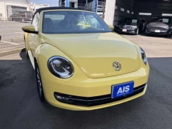 VOLKSWAGEN THE BEETLE CABRIOLET 1