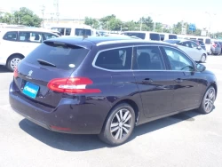 PEUGEOT 308 4