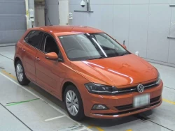 VOLKSWAGEN POLO 1