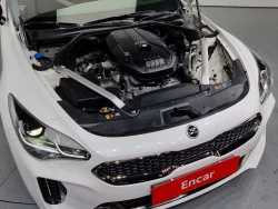 KIA STINGER 4