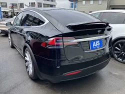 TESLA MODEL X 2