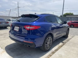 MASERATI LEVANTE 4