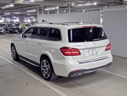 MERCEDES BENZ GL CLASS 1