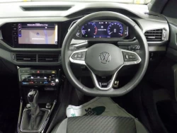 VOLKSWAGEN T-CROSS 4