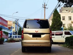 SGMW WULING HONGGUANG V 1