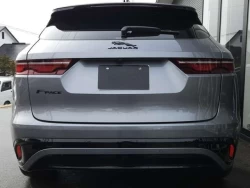 JAGUAR F-PACE 4