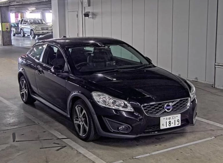 VOLVO C30