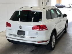 VOLKSWAGEN TOUAREG 2