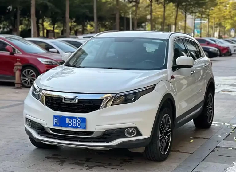 QOROS 5